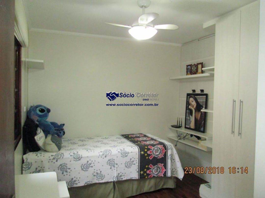 Casa, 3 quartos, 240 m² - Foto 10