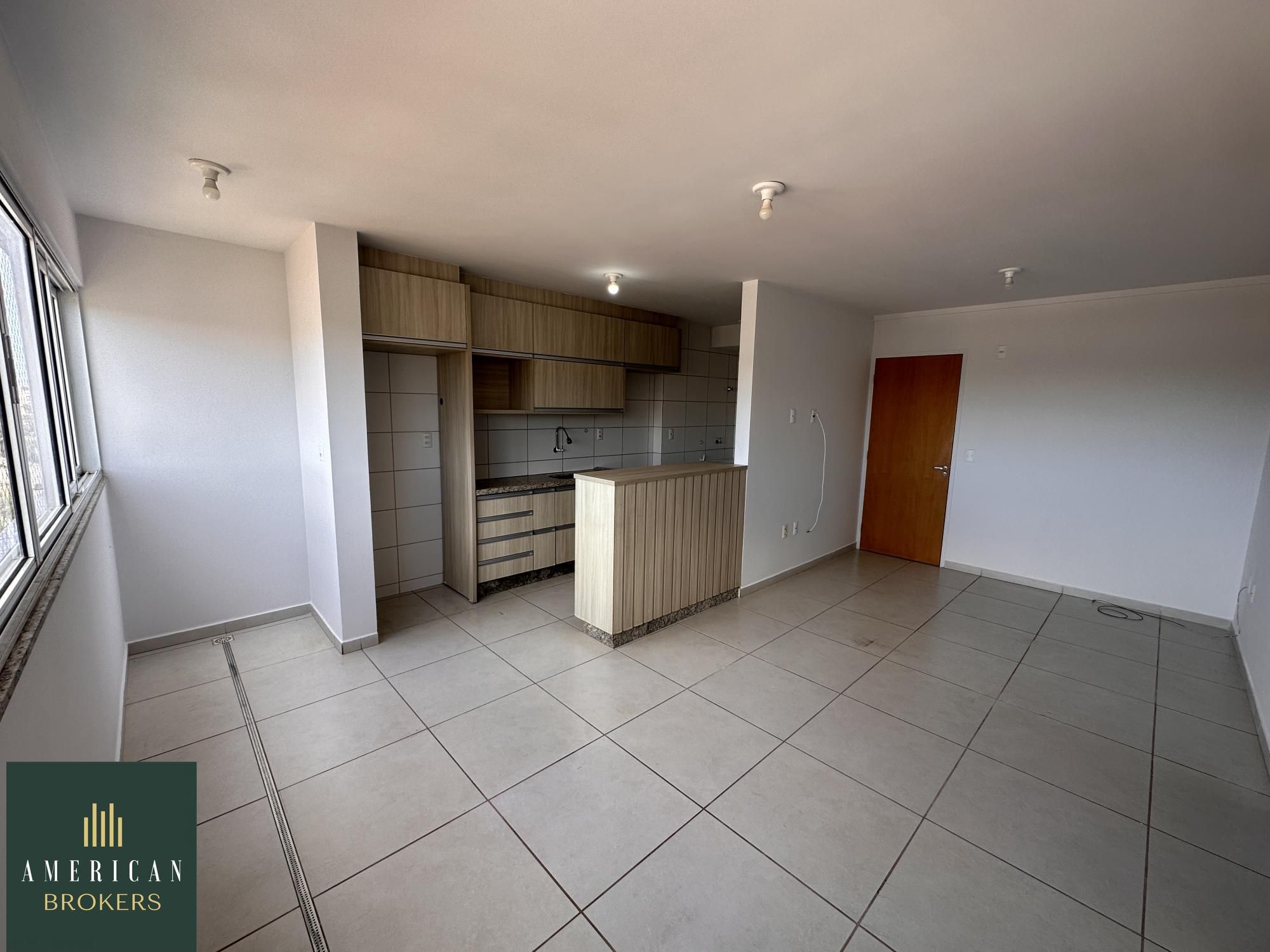 Apartamento à venda com 2 quartos, 62m² - Foto 1