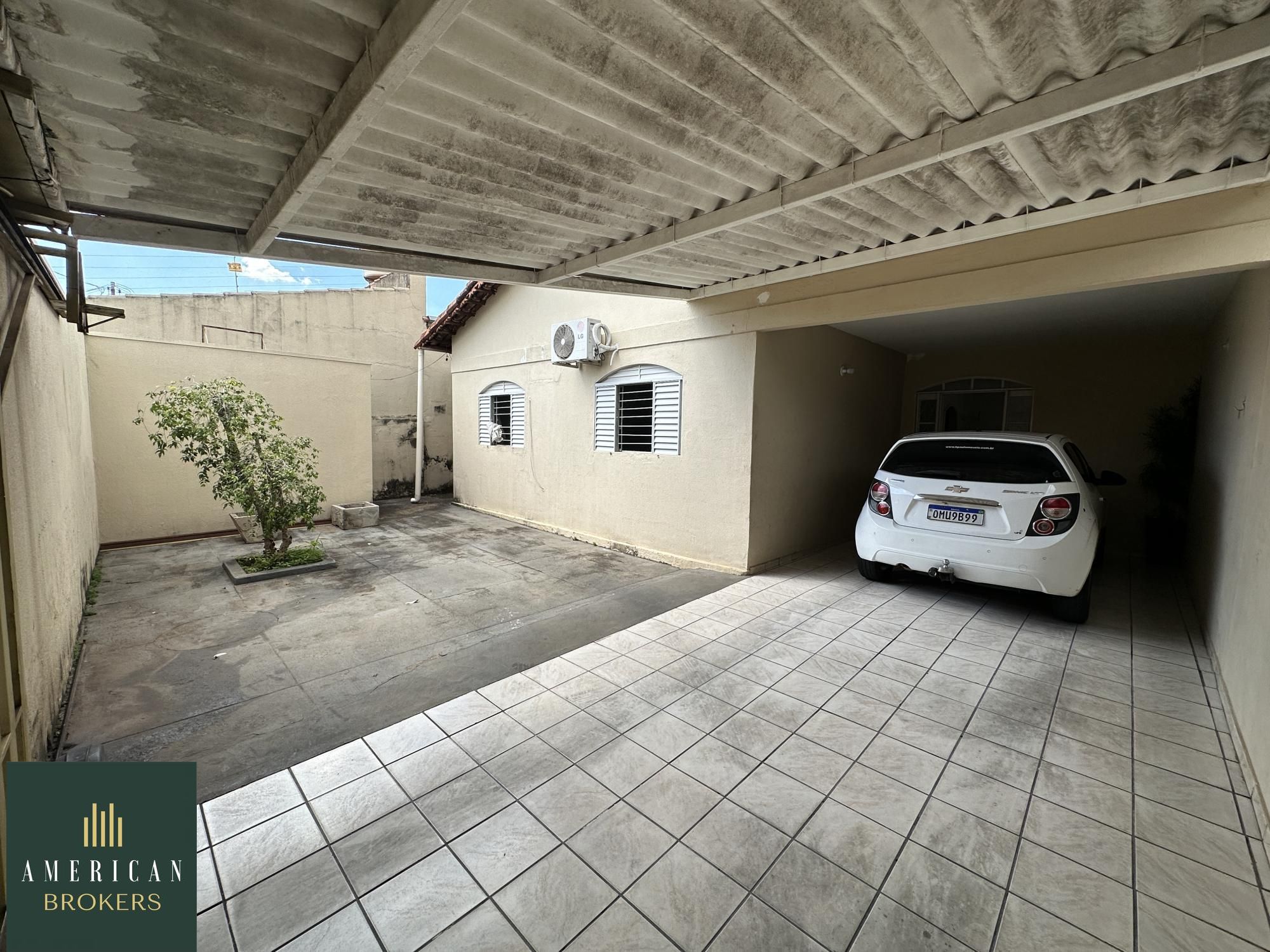 Casa, 4 quartos, 275 m² - Foto 2