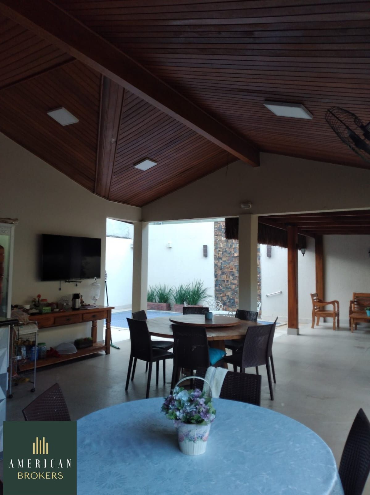 Sobrado com 3 Dormitórios para alugar, 350 m² por R$ 15.000,00 Sobrado com 3 Dormitórios para alugar, 350 m² por R$ 15.000,00