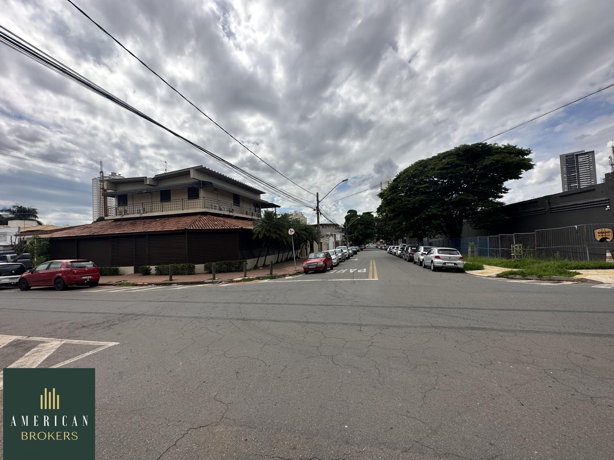 Loja-Salão para alugar com 12 quartos, 547m² - Foto 2