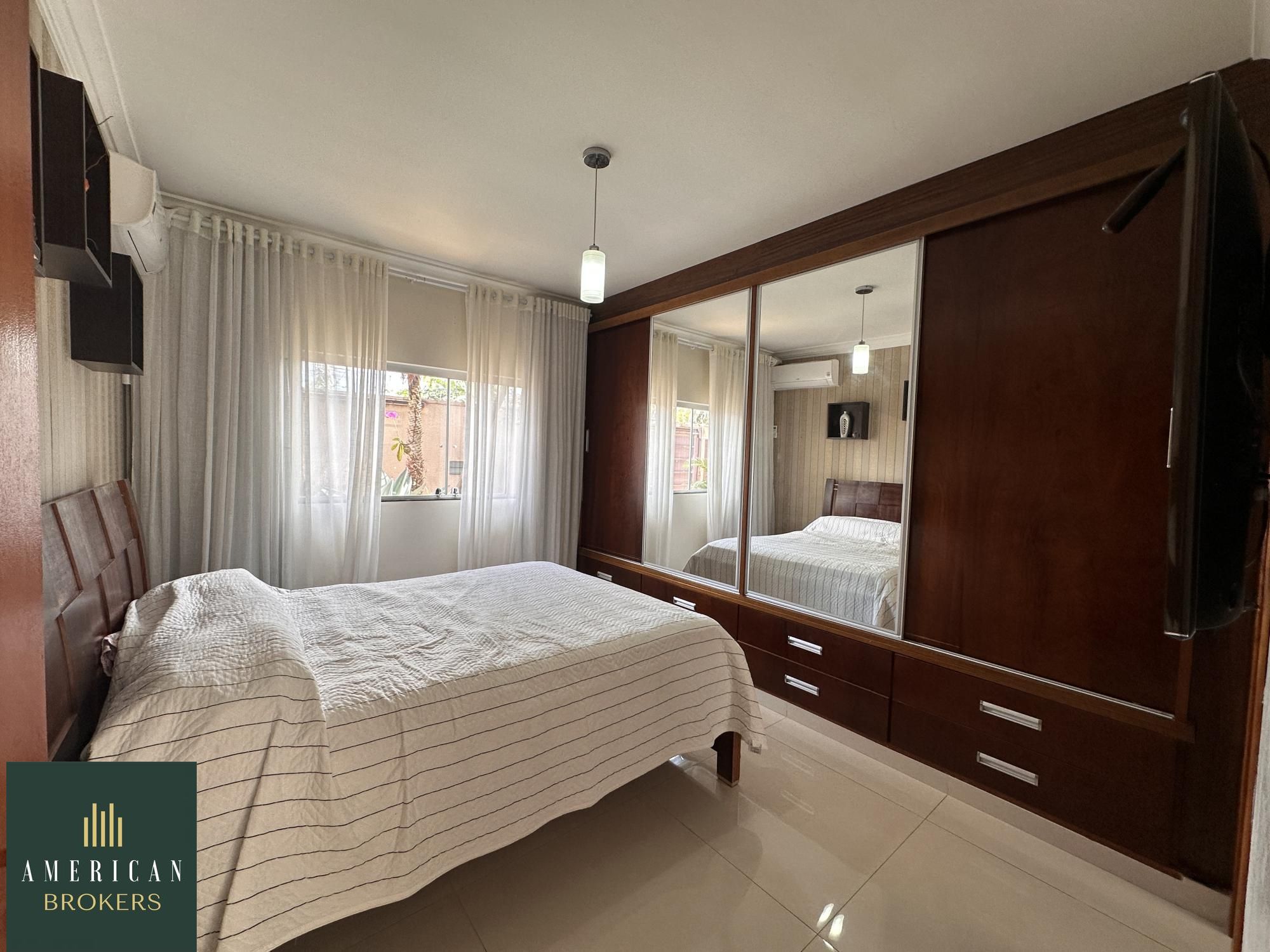 Casa, 3 quartos, 141 m² - Foto 3