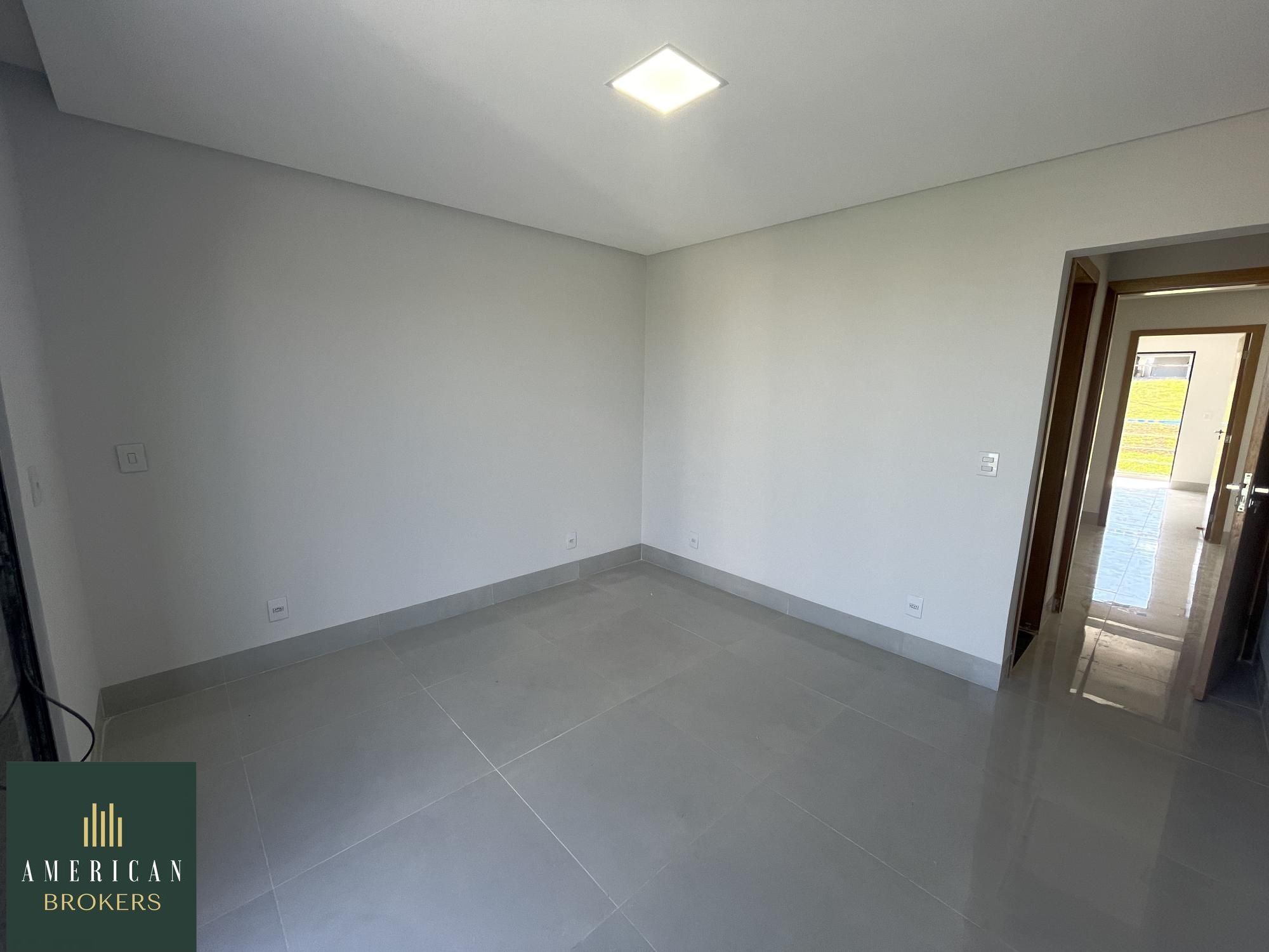 Casa à venda com 3 quartos, 226m² - Foto 14