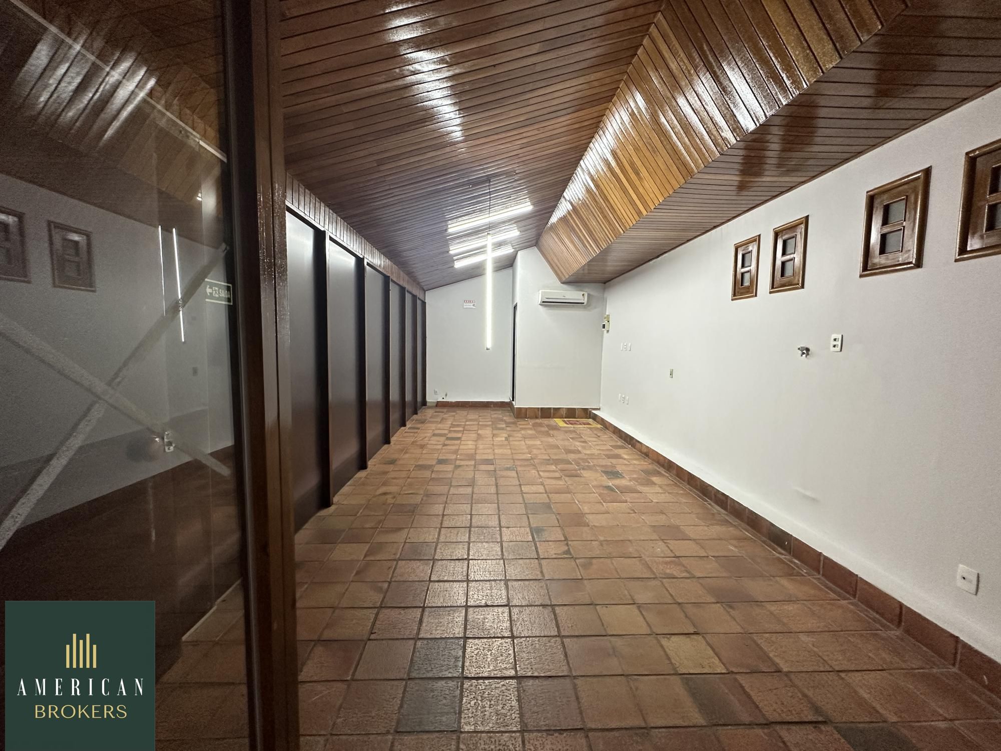 Loja-Salão para alugar com 12 quartos, 547m² - Foto 18