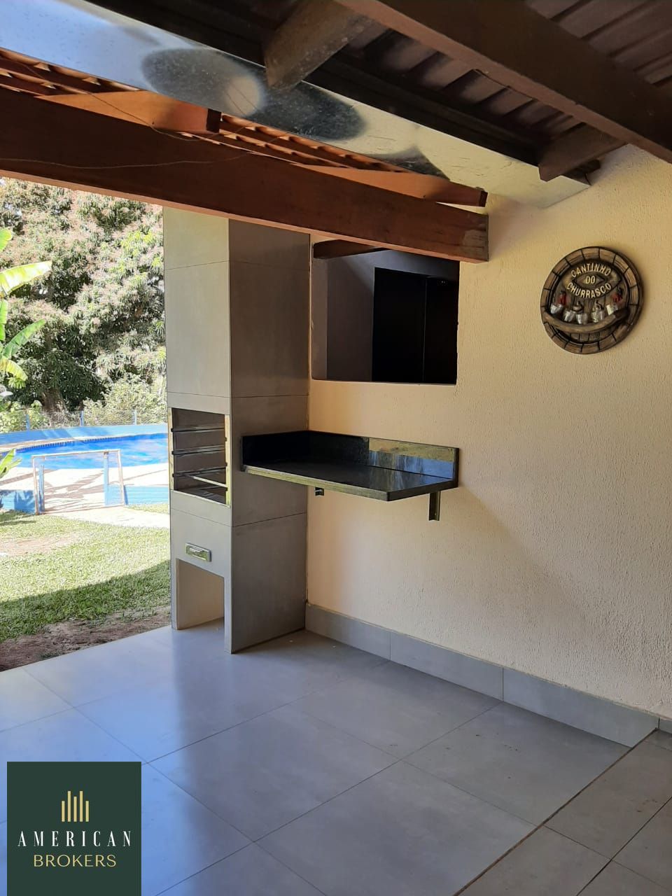 Chácara à venda com 4 quartos, 300m² - Foto 33