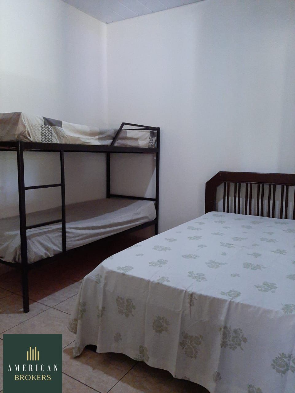 Chácara à venda com 4 quartos, 300m² - Foto 41