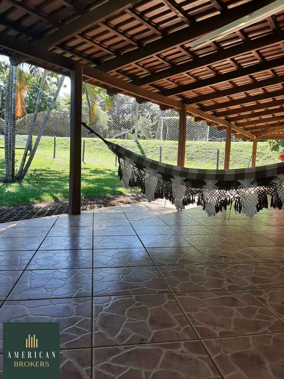 Chácara à venda com 4 quartos, 300m² - Foto 43
