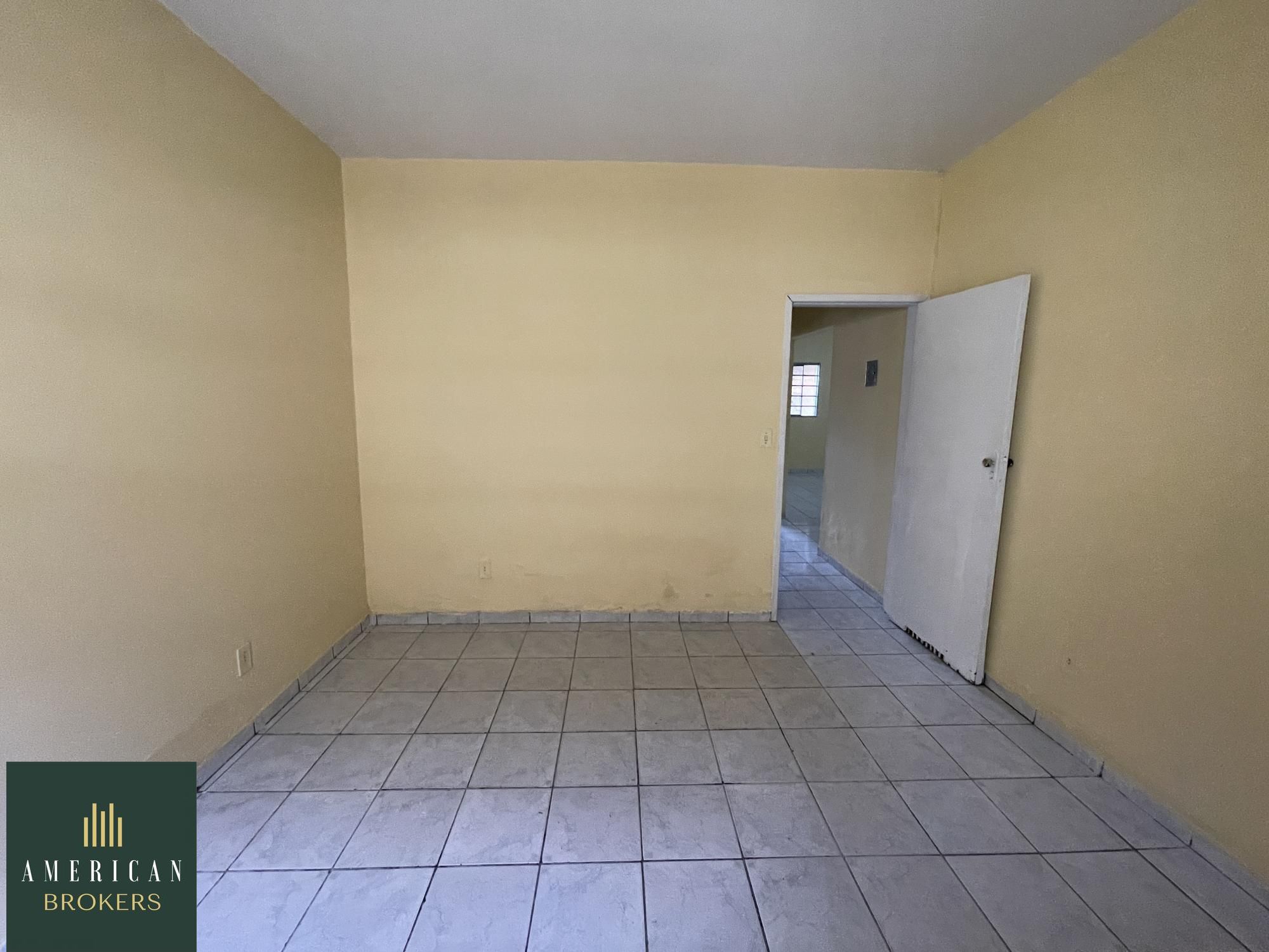 Casa para alugar com 2 quartos, 75m² - Foto 14