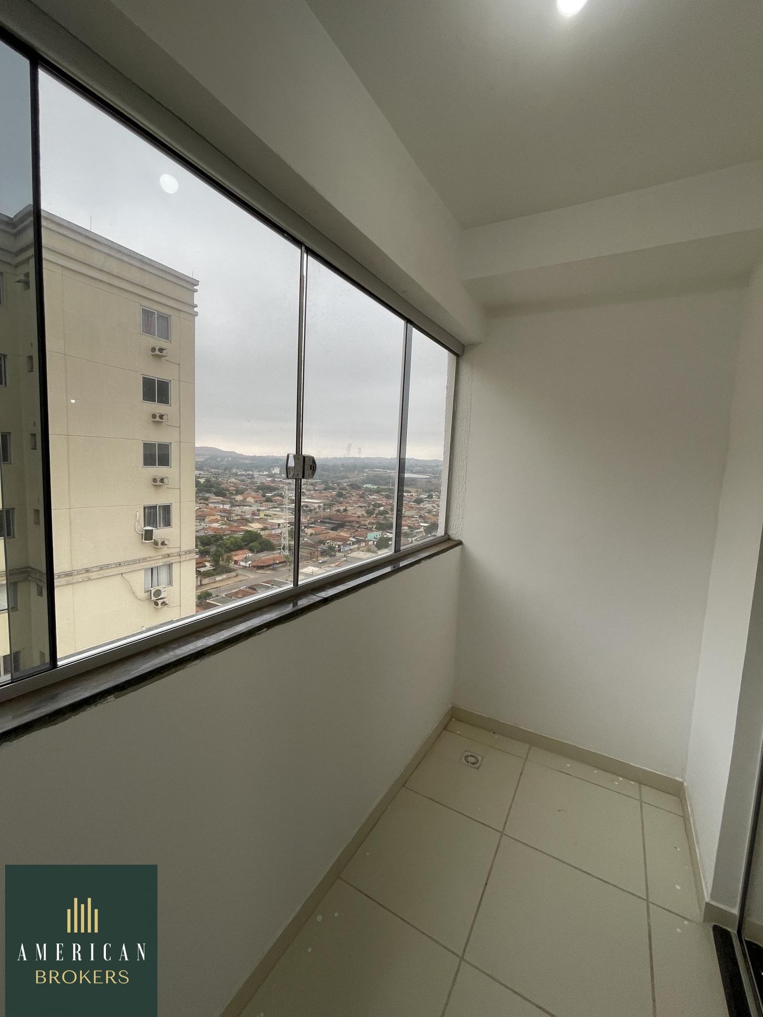 Apartamento para alugar com 2 quartos, 61m² - Foto 3