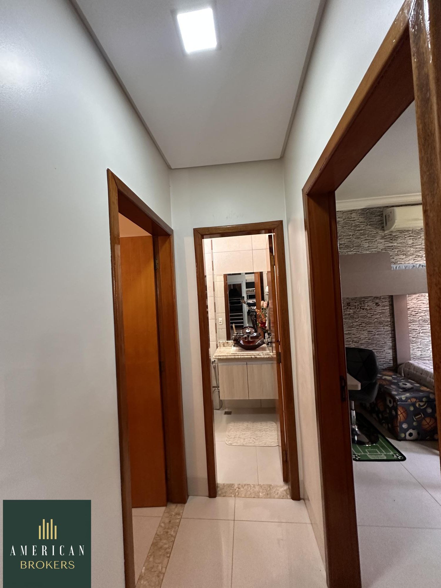 Casa à venda com 3 quartos, 141m² - Foto 18