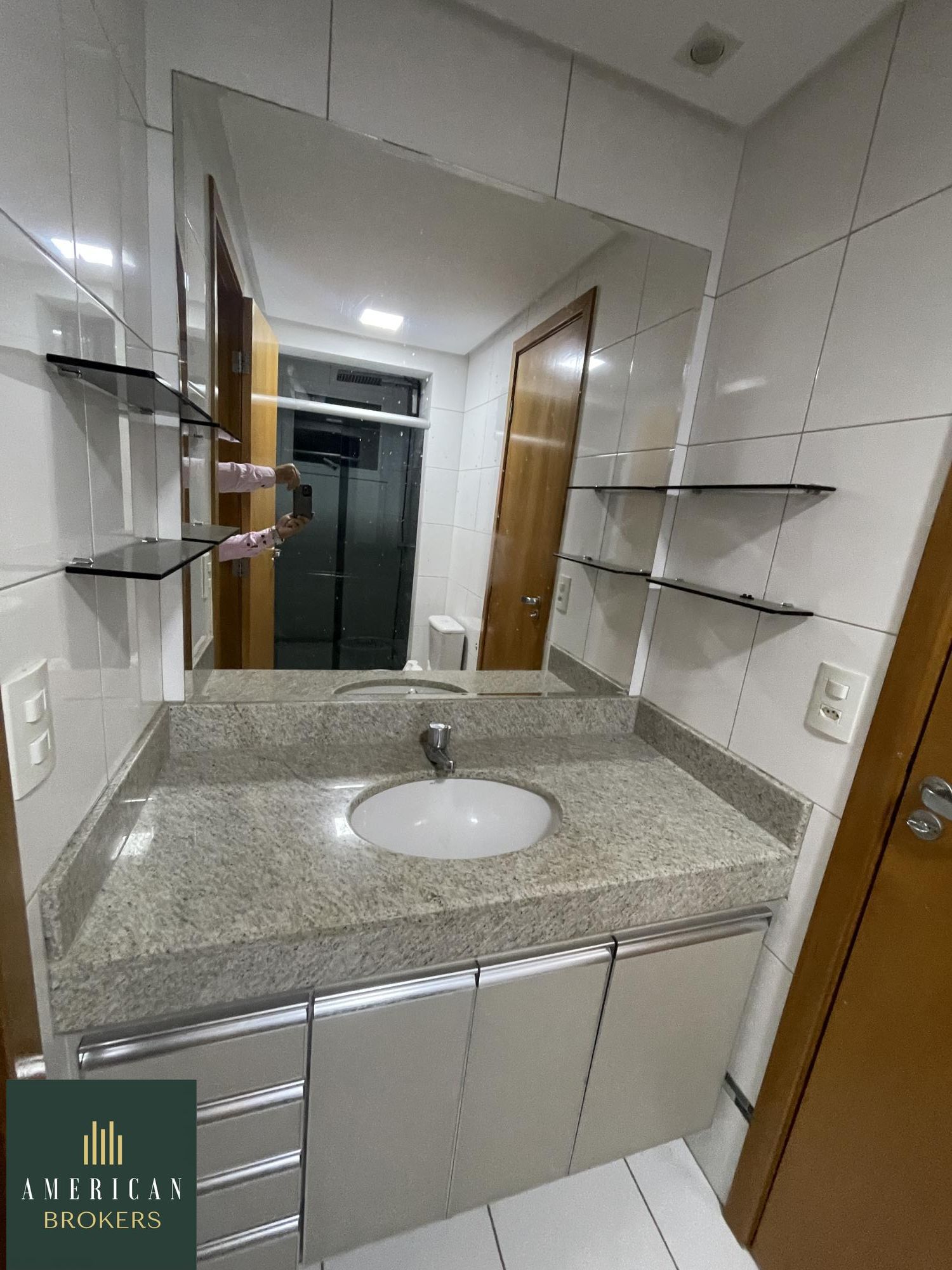 Apartamento à venda com 3 quartos, 99m² - Foto 27