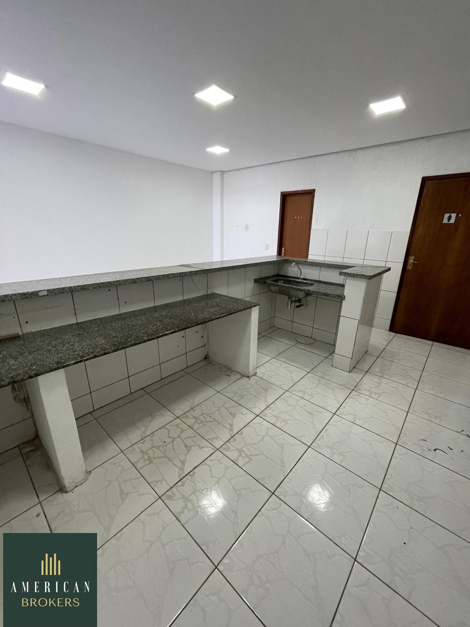 Conjunto Comercial-Sala para alugar com 1 quarto, 120m² - Foto 7