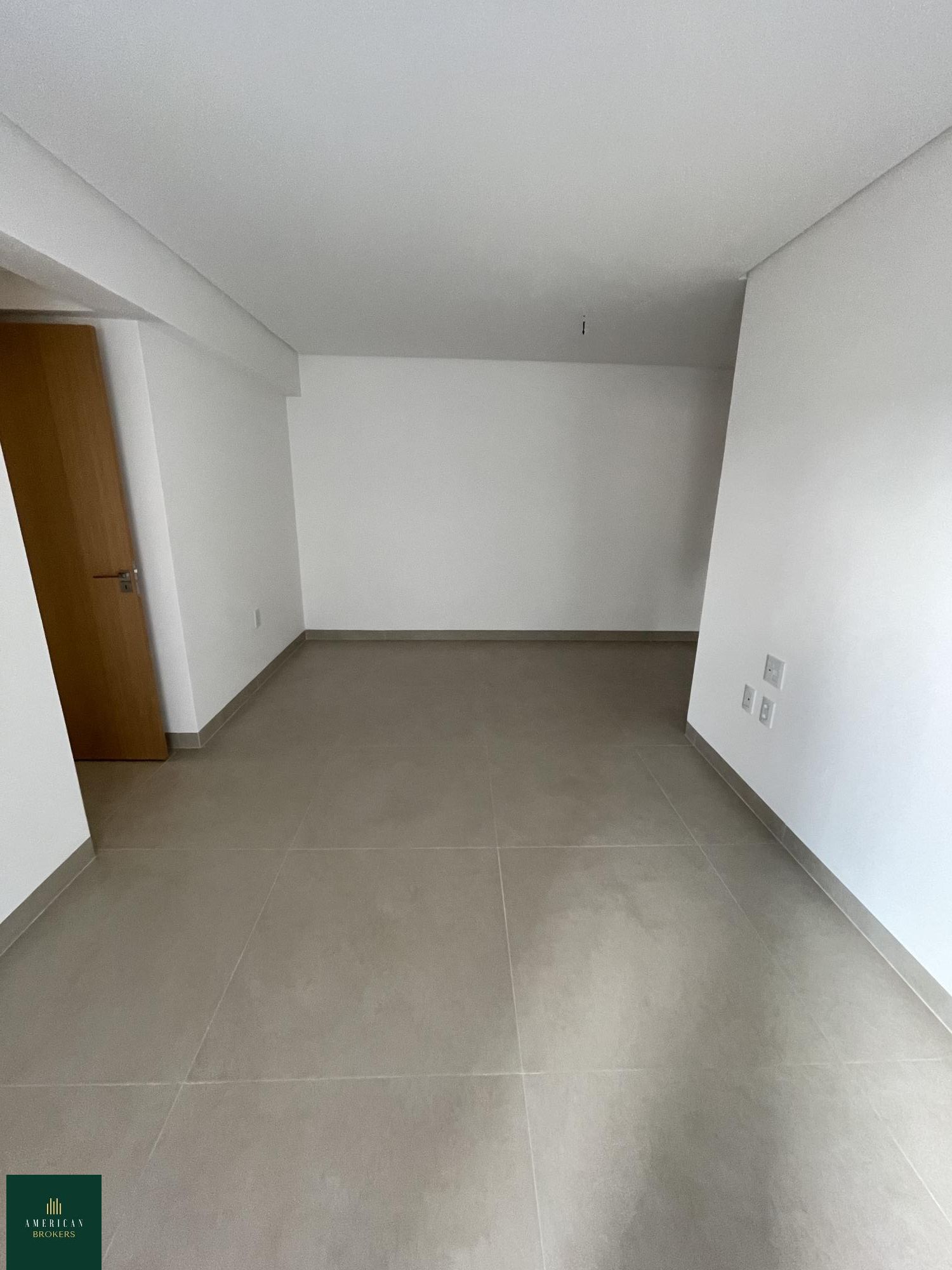 Apartamento com 3 Dormitórios à venda, 116 m² por R$ 846.384,00