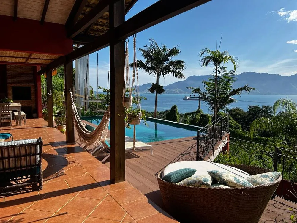 Casa à venda com 350m² , Siriuba em Ilhabela, SP