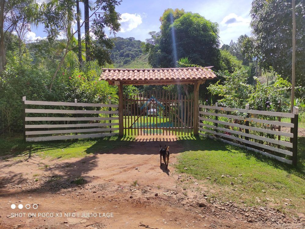 Sítio à venda com 150m² em 2.05 hectares em São Domingos do Prata, MG por R 600.000,00 Sítio à venda com 150m² em 2.05 hectares em São Domingos do Prata, MG por R 600.000,00