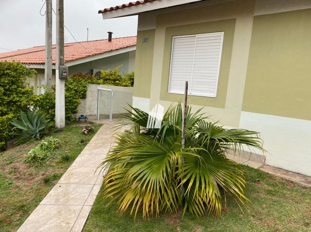 Casa à venda com 58m² na Pedro Santini, Nossa Senhora de Lourdes em Santa  Maria, RS