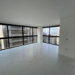 Apartamento em Praia Grande, Torres