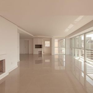Apartamento em Centro, Torres