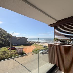 Aura, O Primeiro Pé na Areia do Litoral Gaúcho Sua casa à beira-mar, em Torres.