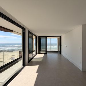 Aura, O Primeiro Pé na Areia do Litoral Gaúcho Sua casa à beira-mar, em Torres.
