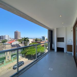 Flat com sacada aberta e churrasqueira, 46m² de área privativa e conforto.