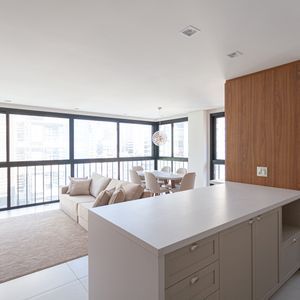 Apartamento Novo 110m² no London — 11º Andar — Praia Grande — Torres