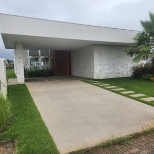 Casa no Reserva das Águas com 209m² e 4 suítes
