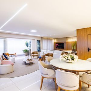 Apartamento mobiliado na Alameda Ricardo Paranhos com 265 m², 3 suítes e 4 vagas