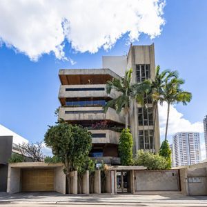 Edifício comercial à venda no Setor Marista, com 1.797 m² construídos