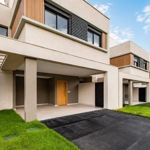 Sobrado novo no Jardins Marselha com lazer privativo e 3 suítes