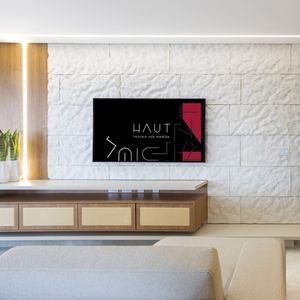 Apartamento com varanda integrada no Marista.