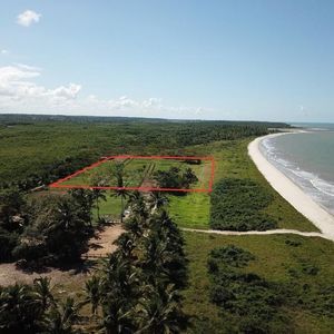 Terreno beira-mar, em Santo André, Bahia