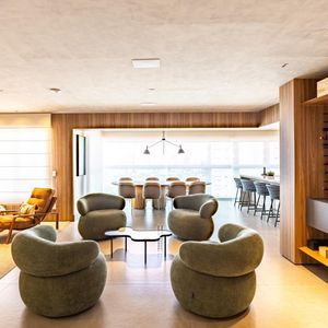 Apartamento mobiliado no Marista com 233 m² e automação completa