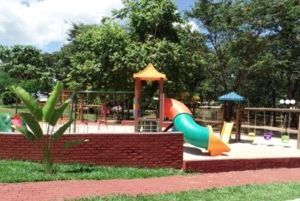 Lote 1730 m² , Condomínio Villa Verde ,