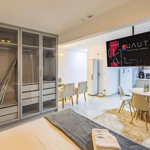 Studio à venda e para aluguel no Opus Gyro Vaca Brava com 44 m²