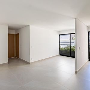 Apartamento novo no Opus Gyro Vaca Brava com 70 m², 2 suítes e localização privilegiada