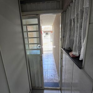 Casa térrea no Cidade Salvador em Jacareí - imagem 2