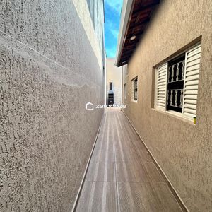 Casa térrea no Jardim América em São José dos Campos - imagem 9