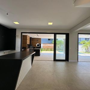 Casa de condomínio no Jardim do Golfe 2 em São José dos Campos - imagem 8
