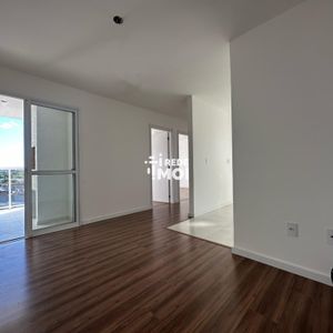 Sala de estar e jantar integradas