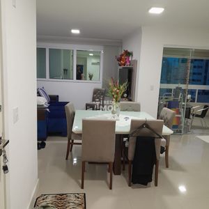 Sala de jantar e estar