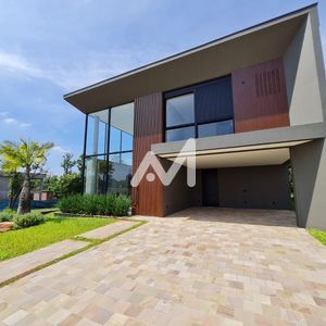 Casa de Condomínio com 326m² e 3 dormitórios no bairro Conventos em Lajeado para Comprar