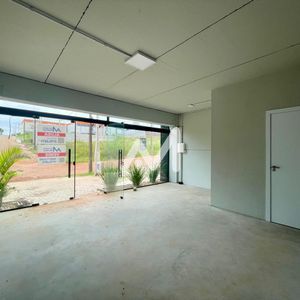 Pavilhão e 1 dormitório no bairro Floresta em Lajeado para Comprar ou Alugar