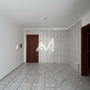 Apartamento com 60m² e 1 dormitório no bairro Centro em Lajeado para Alugar