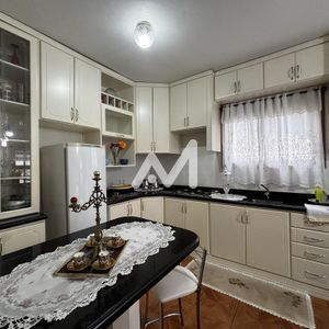 Casa com 348m² e 4 dormitórios no bairro Montanha em Lajeado para Comprar