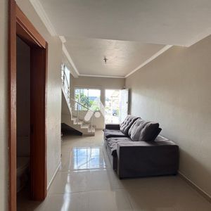Sobrado com 65m² e 2 dormitórios no bairro Olarias em Lajeado para Alugar