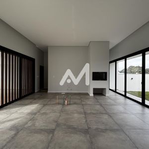 Casa com 199m² e 3 dormitórios no bairro Universitário em Lajeado para Comprar