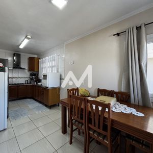Casa com 170m² e 3 dormitórios no bairro Montanha em Lajeado para Comprar