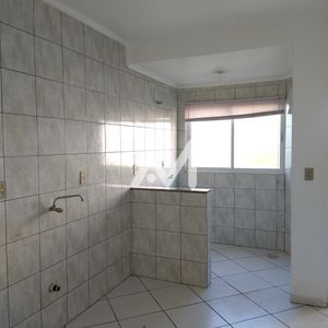 Apartamento com 60m² e 1 dormitório no bairro Centro em Lajeado para Alugar