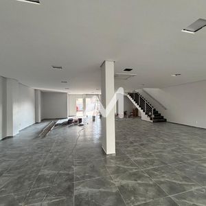 Loja com 352m² no bairro Centro em Lajeado para Alugar